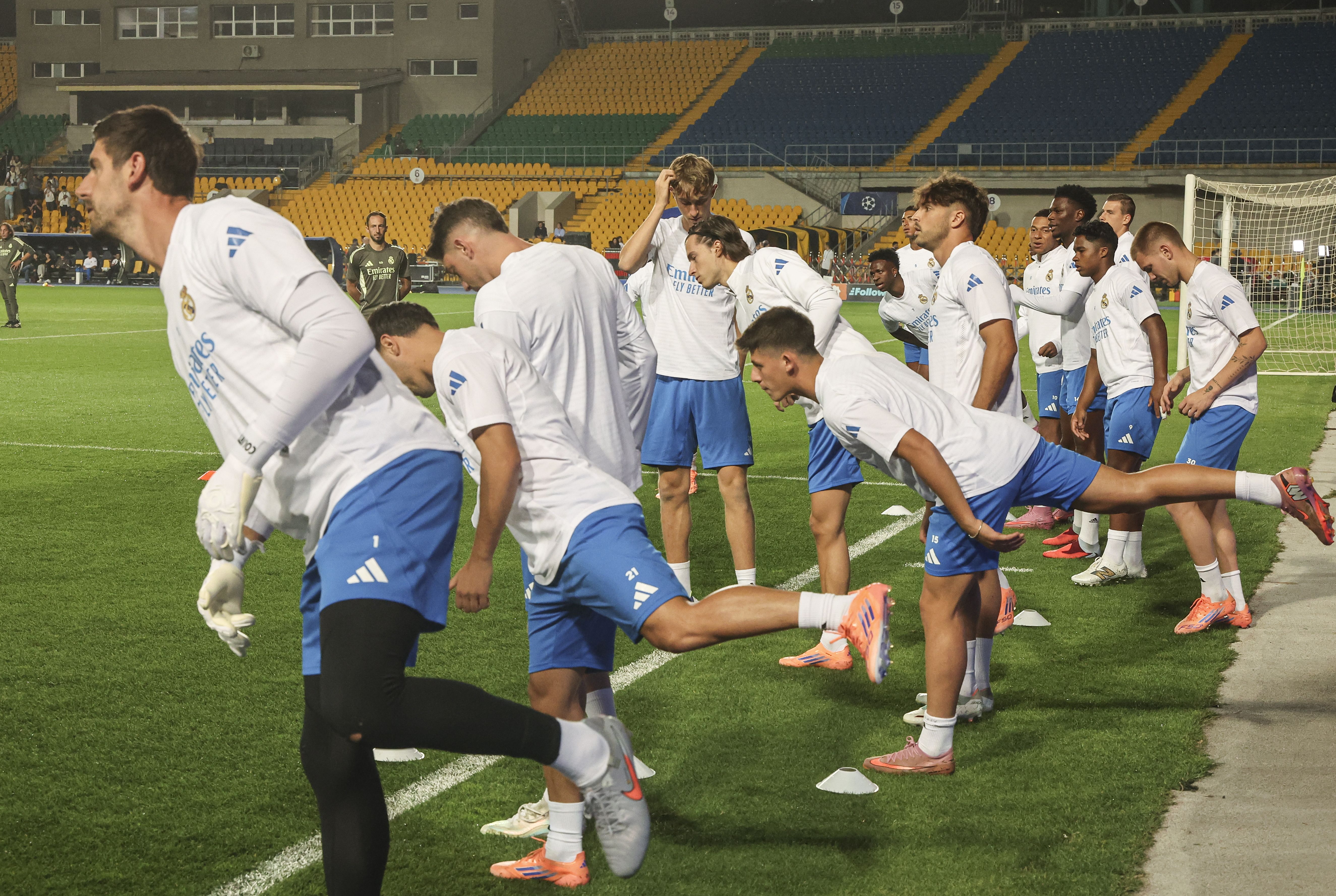 关键时刻体能课后,切尔西更衣室发声备战欧冠,态度坚定,细节决定成败 关键时刻体能课后,切尔西更衣室发声备战欧冠,态度坚定,细节决定成败